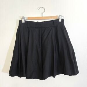 COS Black Pleated Dress Shorts Size 6 100% Lyocell